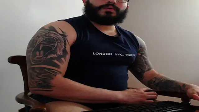 Snapshot of alexandergranda71 chatting on March 6, 4:07 pm alexandergranda71 online show from March 6, 4:07 pm