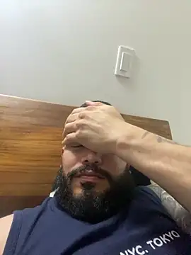Snapshot of alexandergranda71 chatting on December 31, 2:08 am alexandergranda71 online show from December 31, 2:08 am