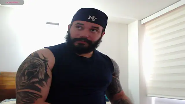 Snapshot of alexandergranda71 chatting on March 16, 4:01 pm alexandergranda71 online show from March 16, 4:01 pm