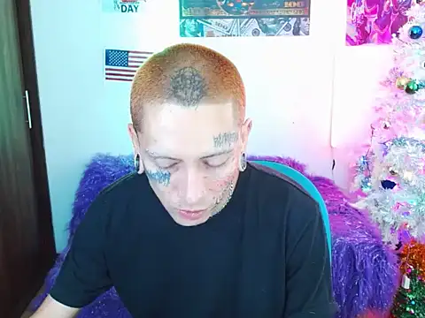 deivid estrada online show from December 27, 3:06 pm