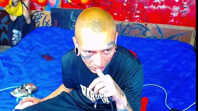 deivid estrada online show from October 22, 5:05 pm