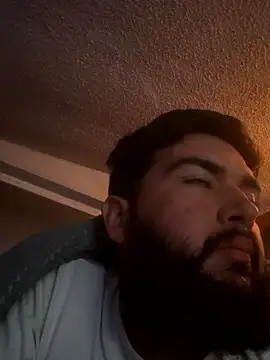 bigdickgio6923 online show from January 11, 1:37 pm