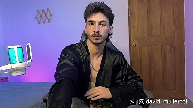 David Brown18 online show from February 15, 11:16 pm