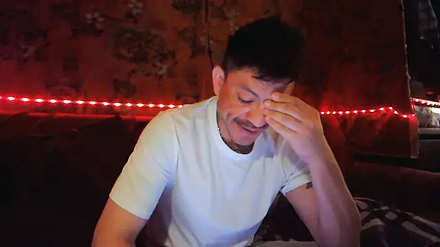 Snapshot of Tony_Torrente chatting on March 8, 12:42 am Tony Torrente online show from March 8, 12:42 am