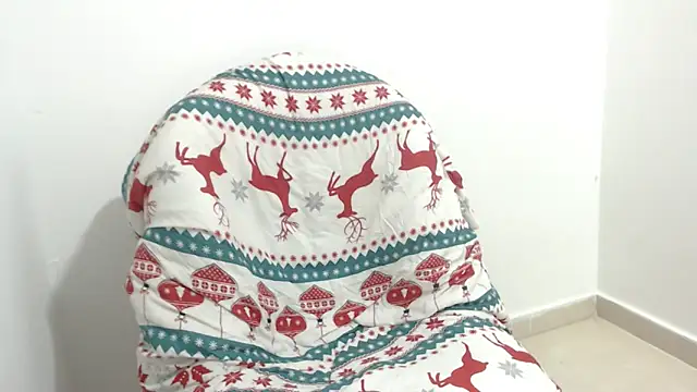 isaaclatino online show from December 23, 7:39 am