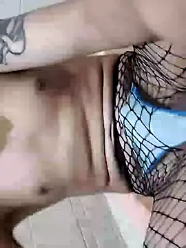 Snapshot of babydick211 chatting on October 22, 3:10 am babydick211 online show from October 22, 3:10 am