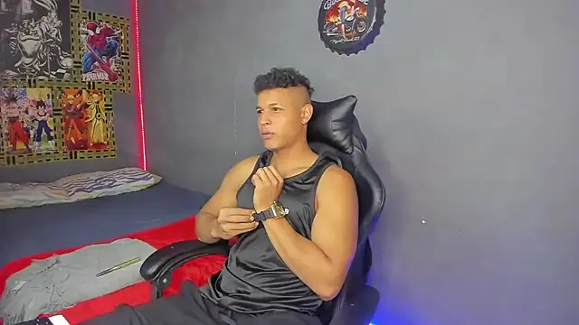 Snapshot of jlca_black_x chatting on December 7, 2:46 pm jlca black x online show from December 7, 2:46 pm