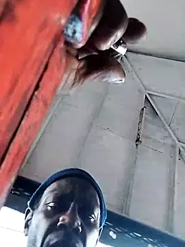 MrNymphoLonelySoulja online show from April 19, 8:33 pm