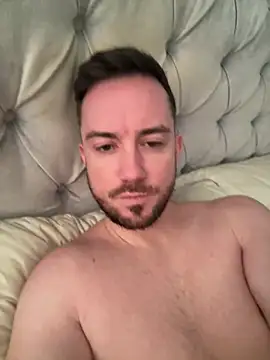bobbylee2023 online show from January 10, 12:47 pm