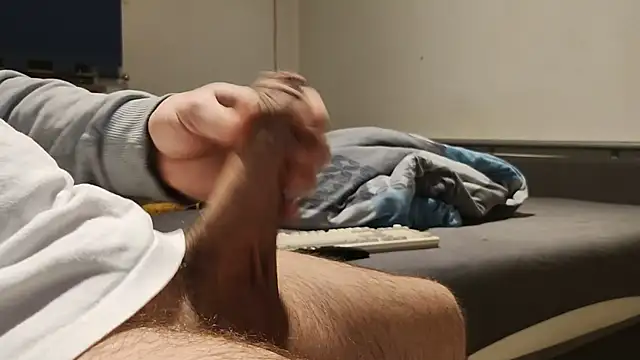 Alphapimmelchen online show from February 12, 4:33 pm