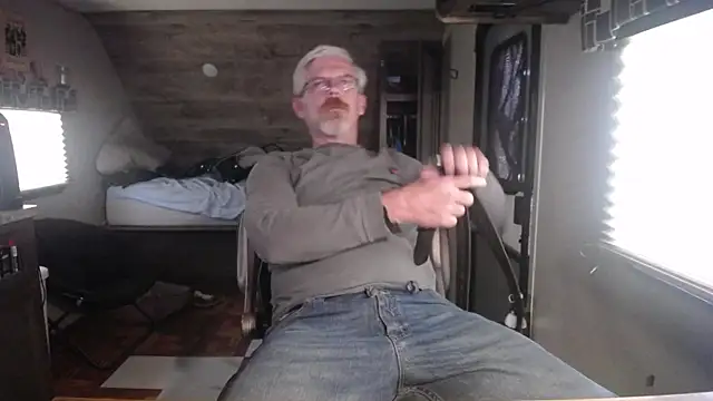 Di9ital069 online show from March 1, 5:27 pm