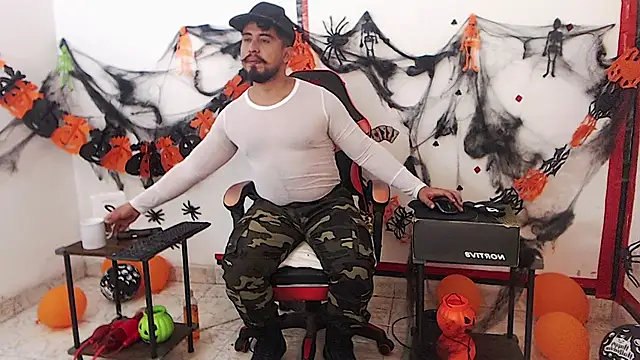 KalethBigDick online show from November 1, 5:44 am