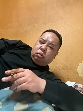 punk0805 online show from March 26, 12:42 pm