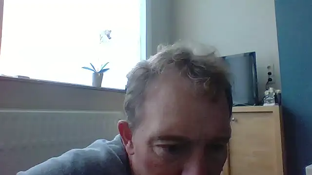 bertolini online show from October 26, 1:35 pm