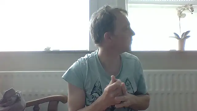 bertolini online show from March 19, 2:20 pm