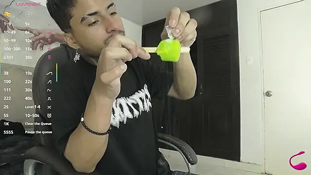 JuanCamiilo 66 online show from July 23, 1:20 am