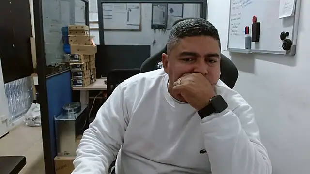Snapshot of gordito_xx chatting on February 20, 4:46 pm gordito xx online show from February 20, 4:46 pm