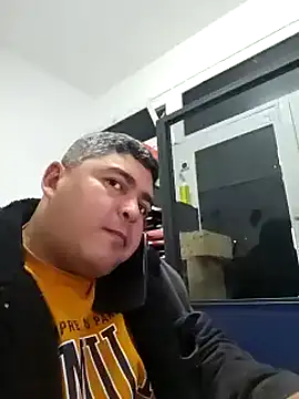 Snapshot of gordito_xx chatting on January 7, 11:44 am gordito xx online show from January 7, 11:44 am