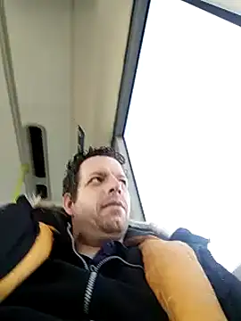 Knuffelstaaf123 online show from March 3, 9:07 am