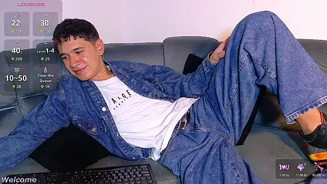 Mr daren  online show from March 12, 6:26 pm