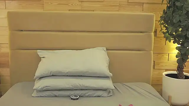 EthanPinkman online show from March 6, 4:42 am