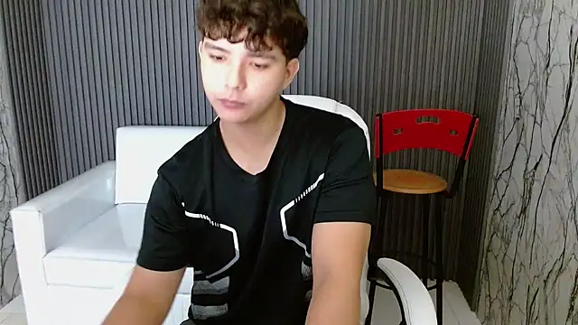 Snapshot of Dani_cumboy chatting on September 27, 1:20 pm Dani cumboy online show from September 27, 1:20 pm