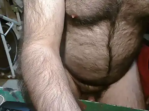 Snapshot of sohorneydad13 chatting on February 22, 3:34 am sohorneydad13 online show from February 22, 3:34 am