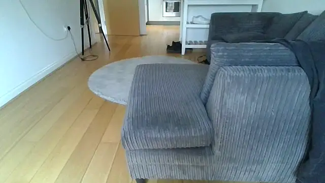 Nizzlivecam online show from May 19, 4:35 pm