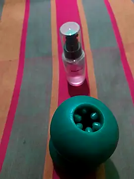 Male Water online show from November 5, 9:39 pm