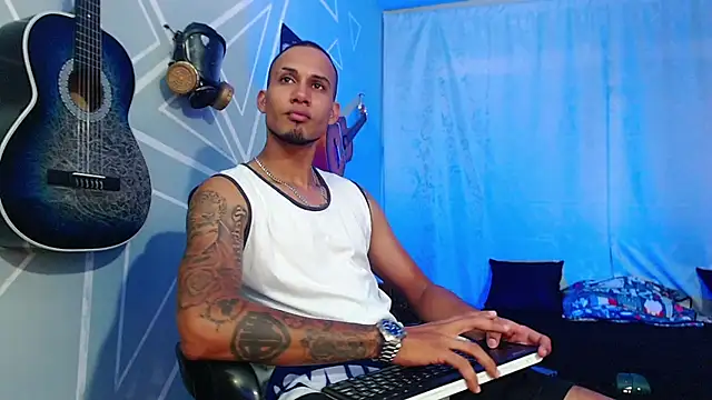 MagnusFrost online show from February 11, 9:46 pm