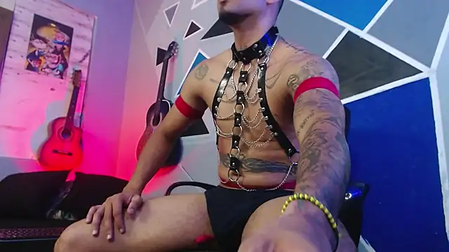 MagnusFrost online show from September 25, 5:50 am