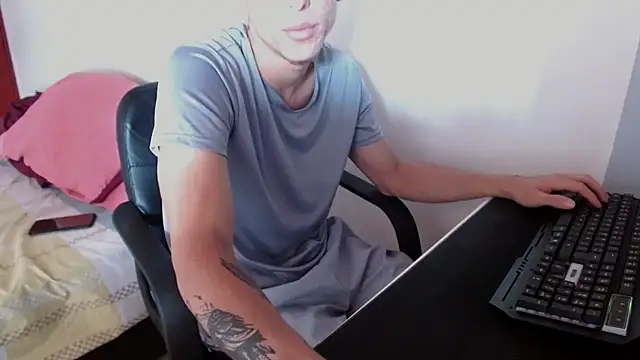 deividcloud36 online show from March 21, 6:51 pm