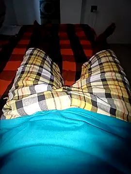 alanjoyoo online show from April 26, 10:23 am