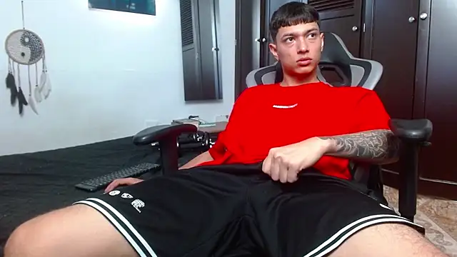 aaron blug online show from February 18, 4:05 pm