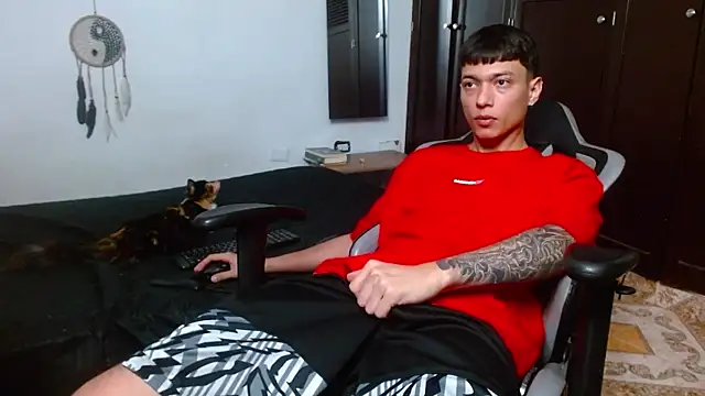 aaron blug online show from February 22, 10:04 pm