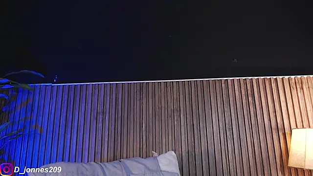 DilanJonnes  online show from October 12, 11:10 pm