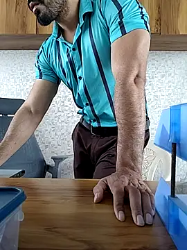 indianguy89 online show from April 8, 7:30 am