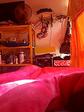 Entretener online show from February 15, 1:52 pm