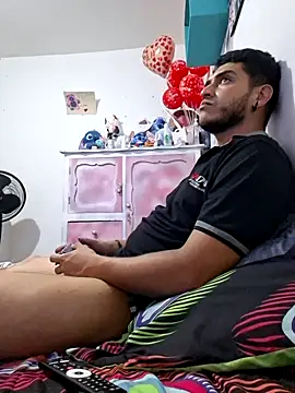 Juanhots online show from June 2, 12:00 am
