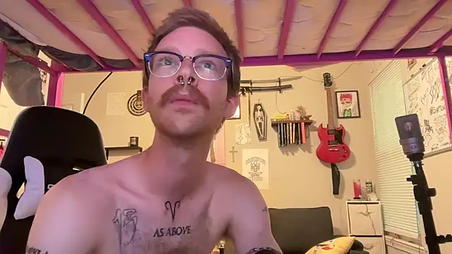 unluckymanee online show from May 26, 11:23 pm