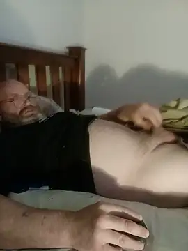 iambradz online show from July 14, 4:57 pm