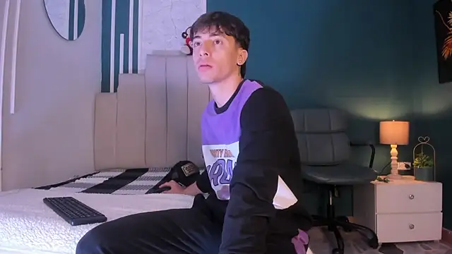 AlessandroDybala online show from November 14, 12:28 pm