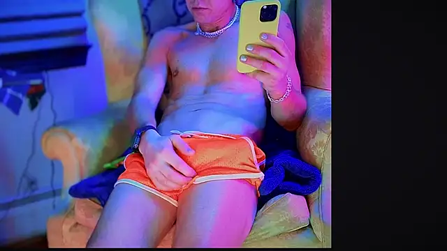 YouLikeBigDick9 online show from January 4, 9:32 am