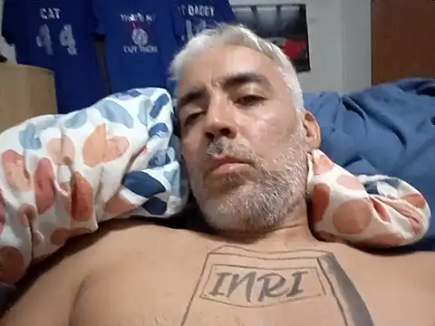 Xoc8  online show from October 21, 7:00 am