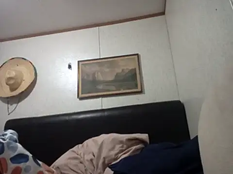 Xoc8  online show from February 7, 11:50 am