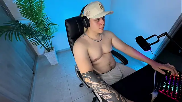 odin blake online show from October 9, 3:44 am