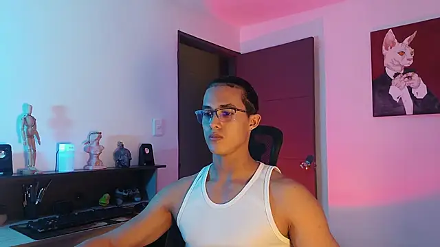 Snapshot of alejo_x3 chatting on September 13, 1:28 am alejo x3 online show from September 13, 1:28 am