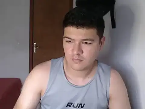 Plug Control online show from April 6, 6:20 pm