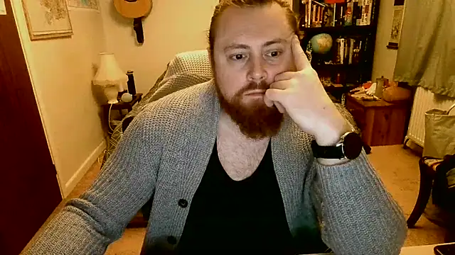 Hairy Guy30 online show from January 23, 9:50 pm