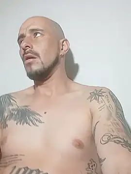 Snapshot of fire_menxxx001 chatting on September 18, 4:47 am fire menxxx001 online show from September 18, 4:47 am